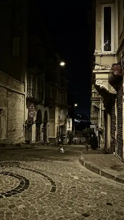 Agır sözler Şablon