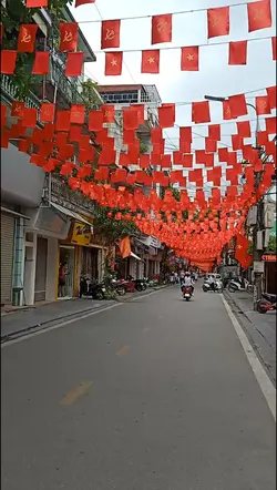 Chào em cô gái LH
