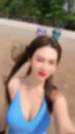 นั่งชิวริมหาดทราย