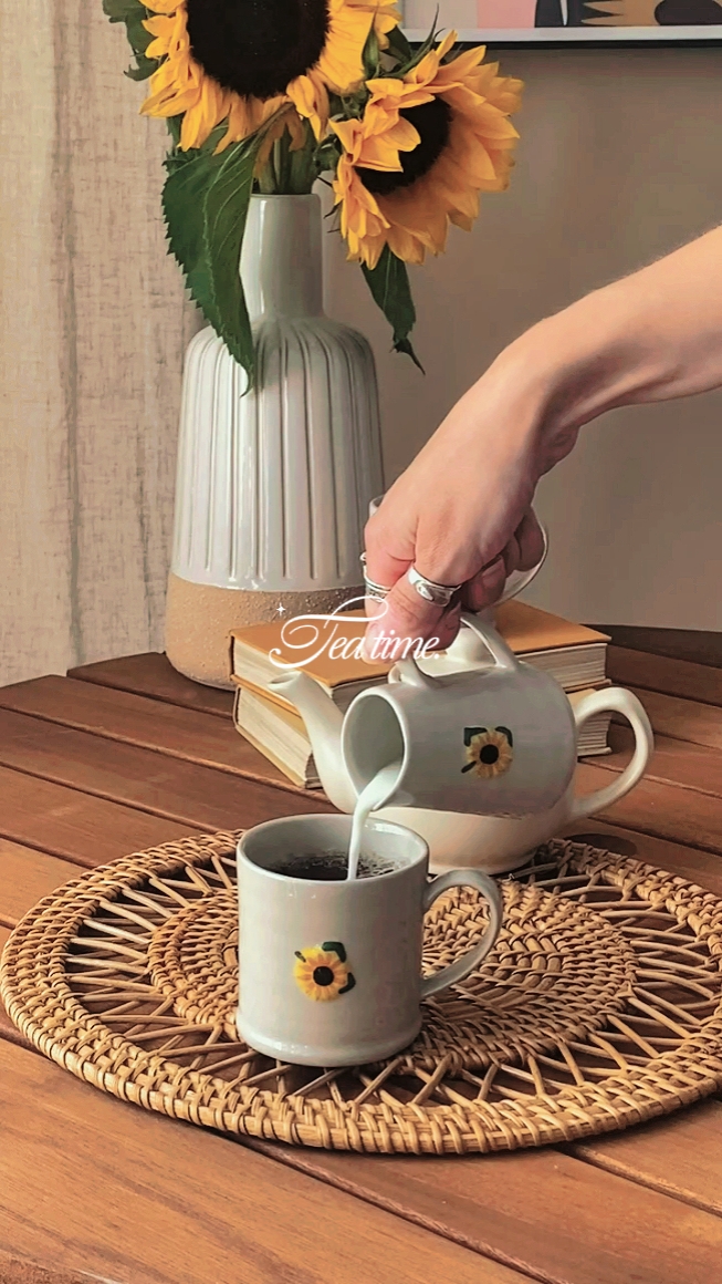 waktunya minum teh 