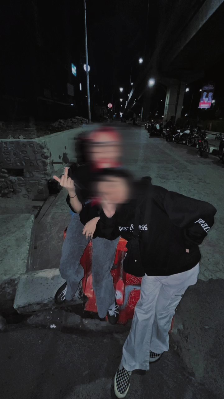 Blur wajah kece