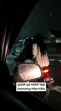 Gojek Lagi Bonceng