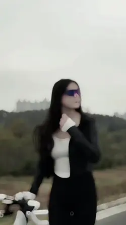 SLOWMOTION TREND USE