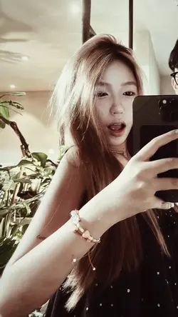 1 ảnh + màu