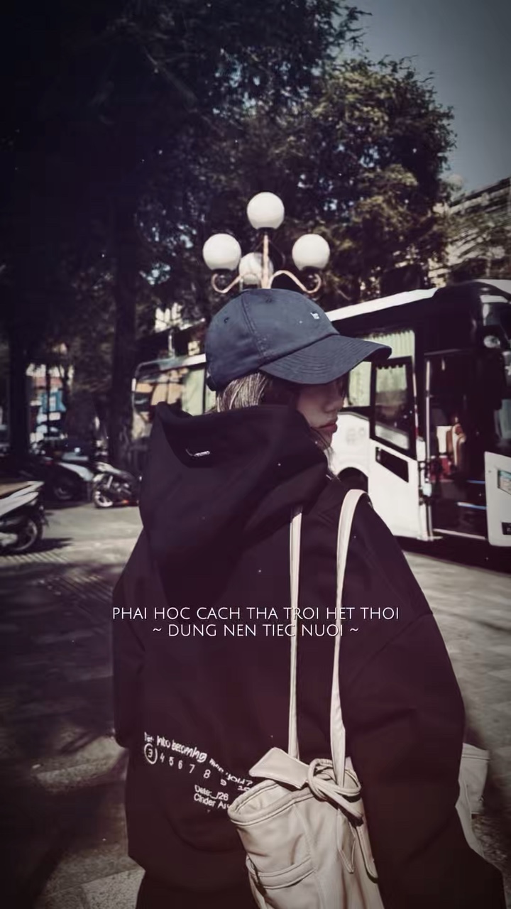 Khó giữ chân thành