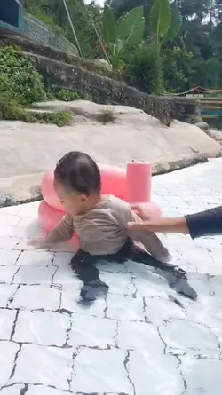 edukasi berenangbayi