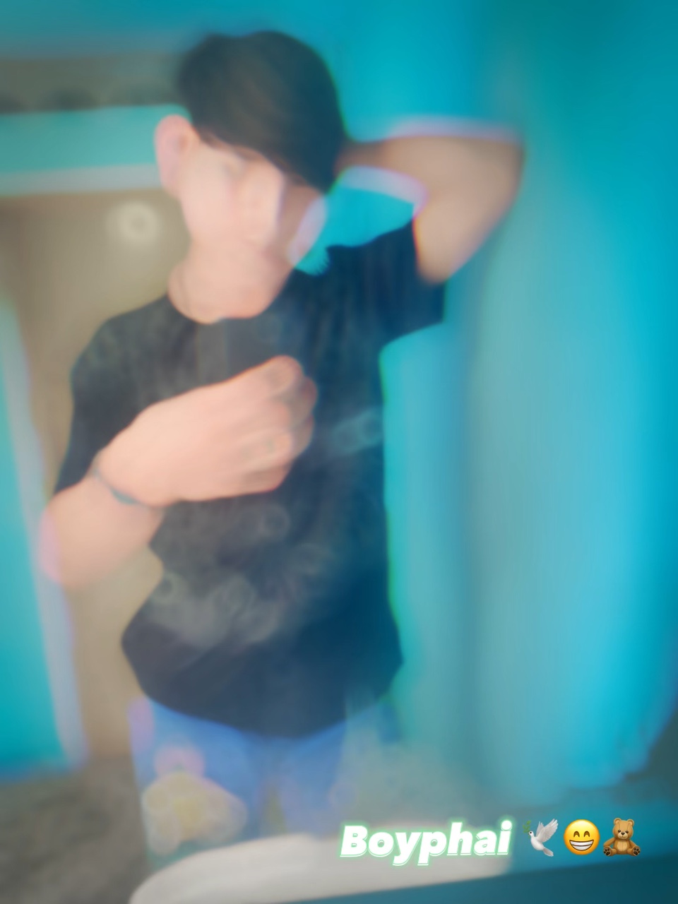 ខ្លាចអូនមិនមែនក្រមុំជួយឱ្យបេះដូងអូនម្នាក