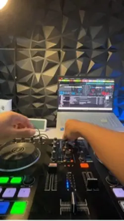 Disk jokey