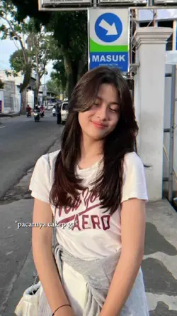 pacarnya cakep ga 