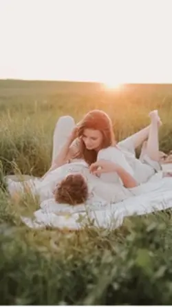 Couple 2 Vid slowmo