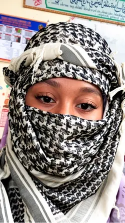 Tren Habibi Mask