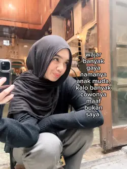 wajar banyak gaya