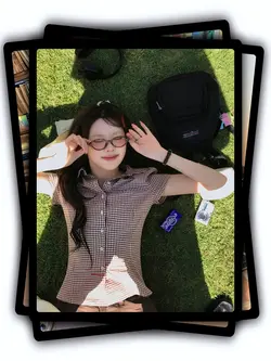 10 Pics Frame