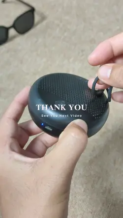 Unboxing Speaker