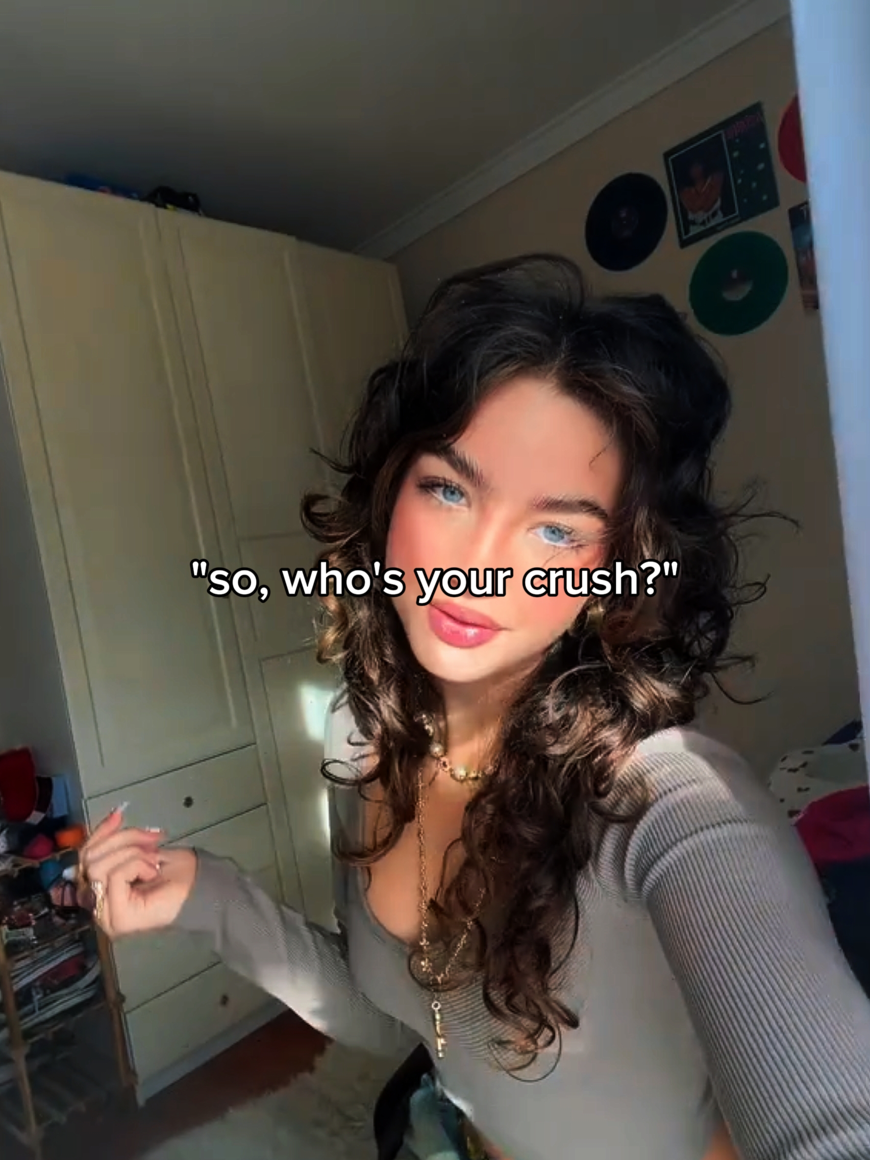 So sinong crush mo 