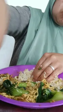makan bareng aku,
