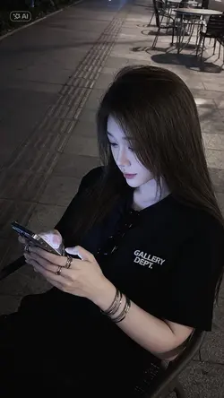 Ghép ảnh ngồi phố