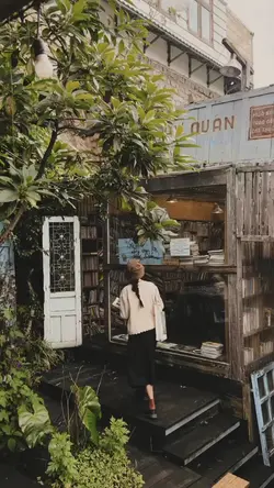 1 VIDEO 4 FOTO