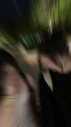 3000張照片，翻完才發現原來你不在這裏