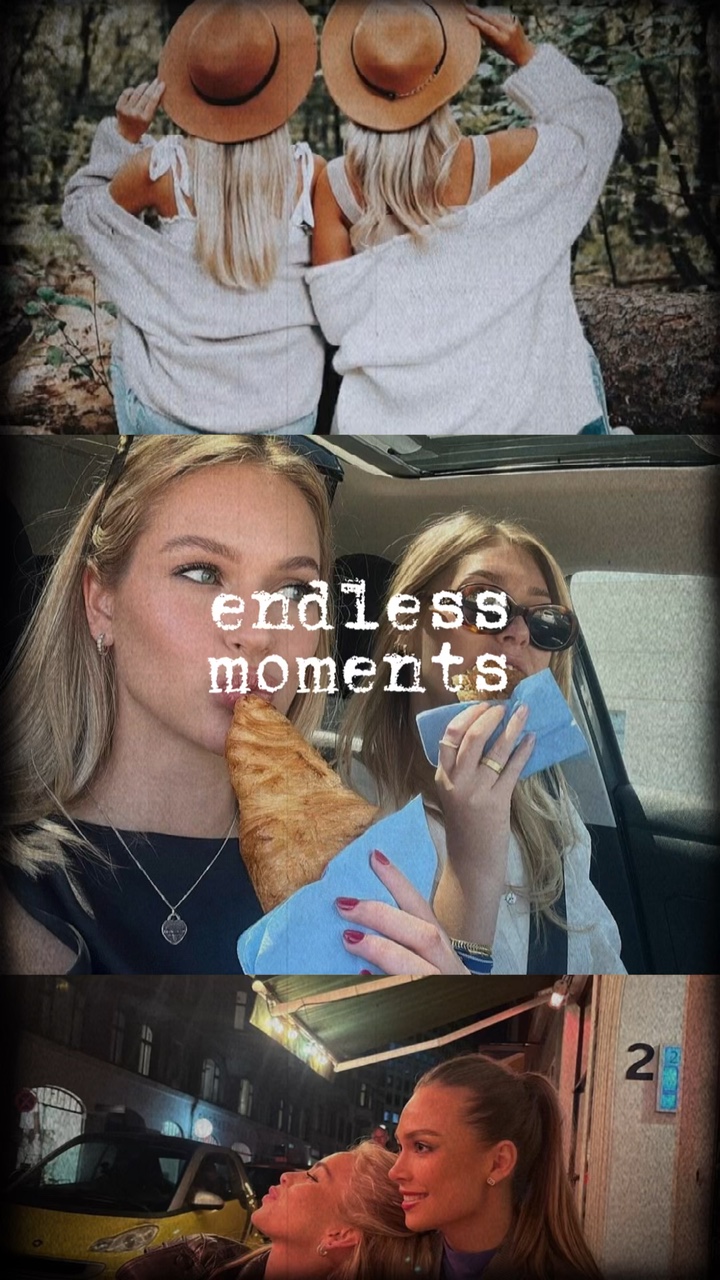 Friends Moment
