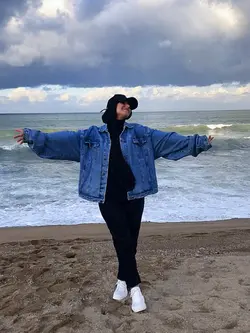 melayang ku melayang