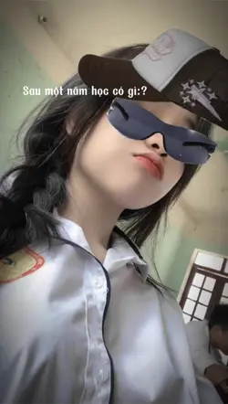 Sau một năm học có j