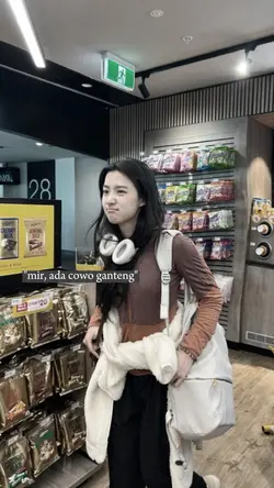 ada cowo ganteng