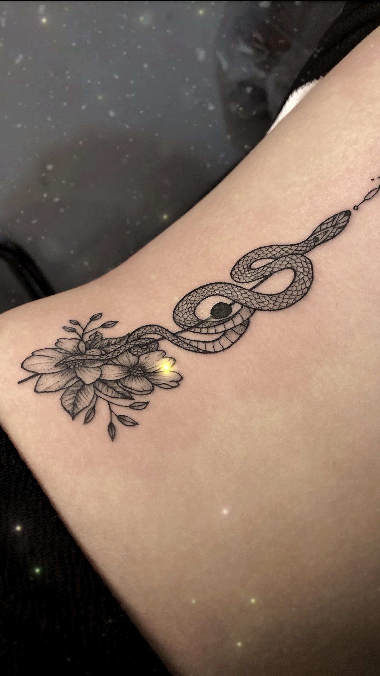SNAKE TATTOO 🐍🌸