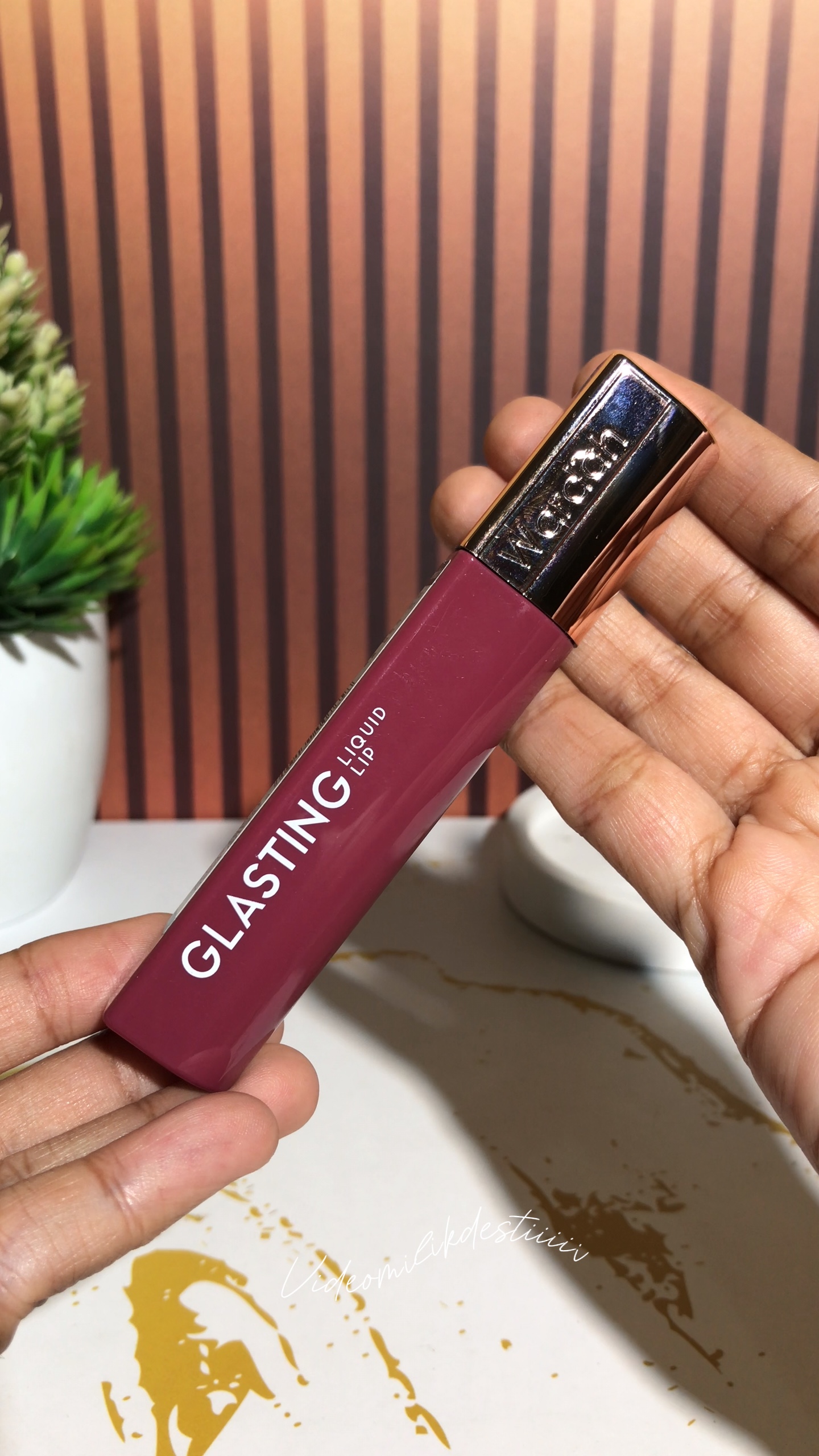 Template afiliasi