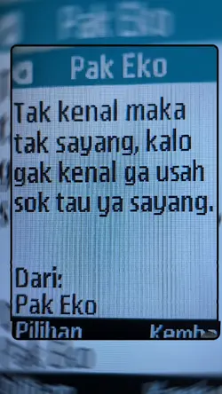 gak usah sok tau
