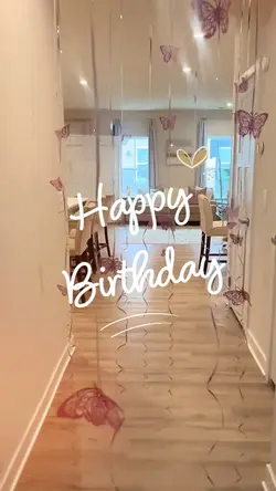 BIRTHDAY MOMENT