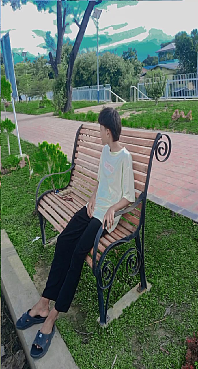 လမ်းမကြီးရဲ့နဘေး