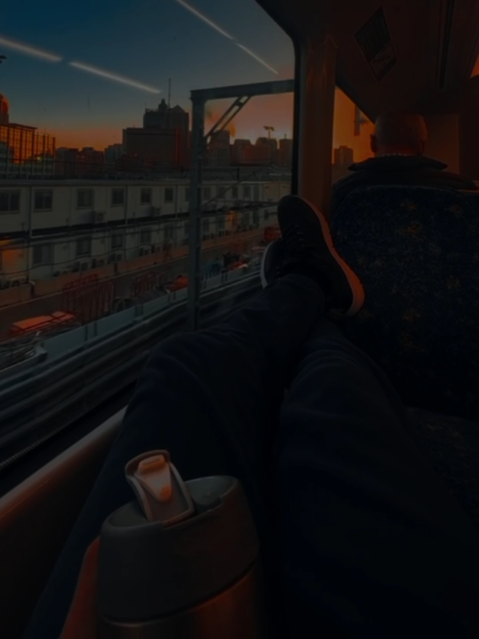 थाहा छैन खुशी कहाँ छ