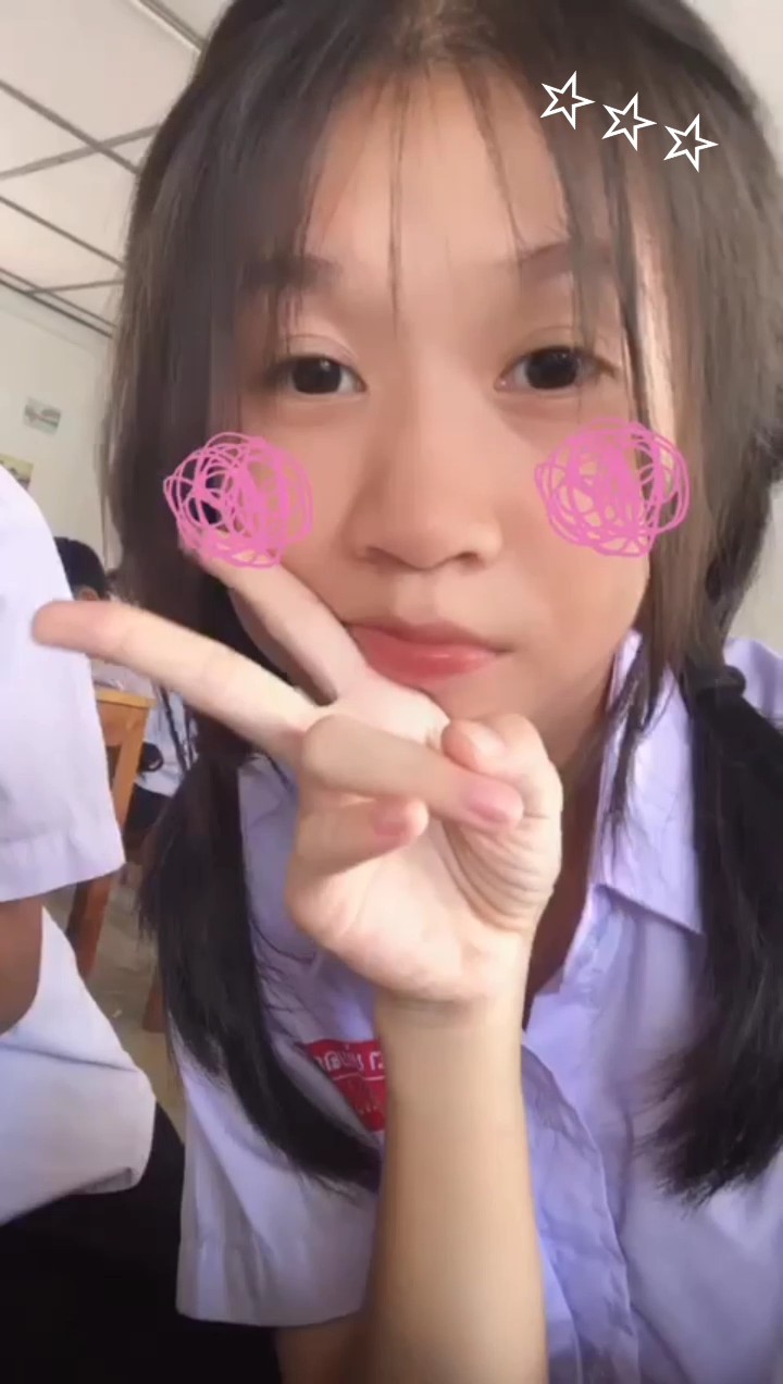 ຢາກມີຟິວນຸ່ງເສື້ອແຟນ