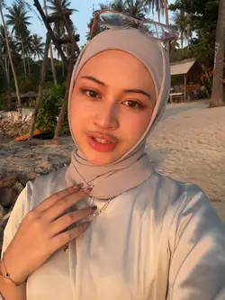 kekasih bayangan