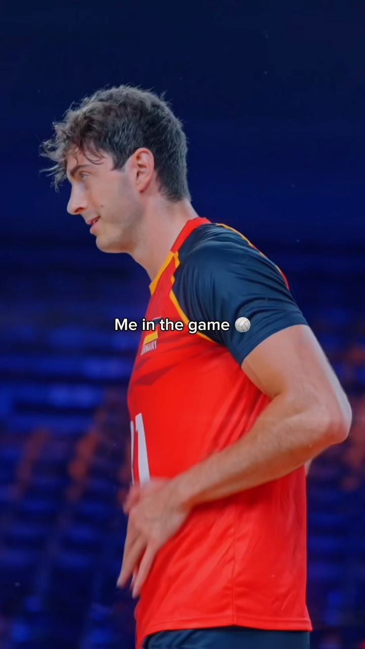me in the game 🏐