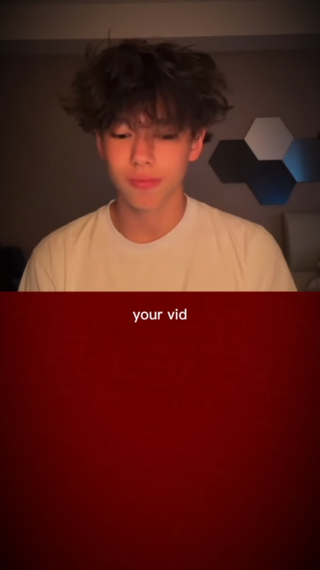 ALRIGHT GAMER 