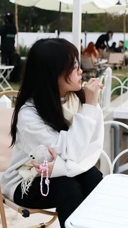 pics D26091342
