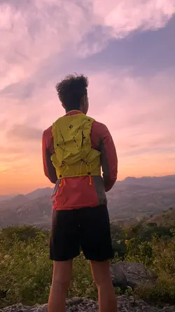 senja membiru