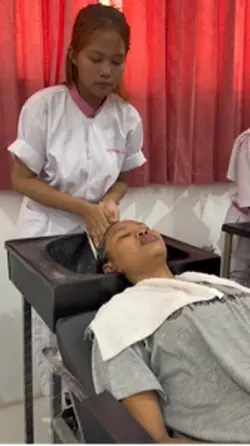 Pelurusan rambut