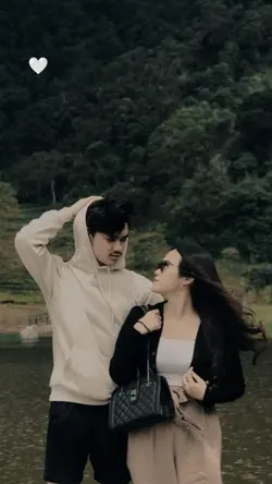 Alasan Masih Bersama