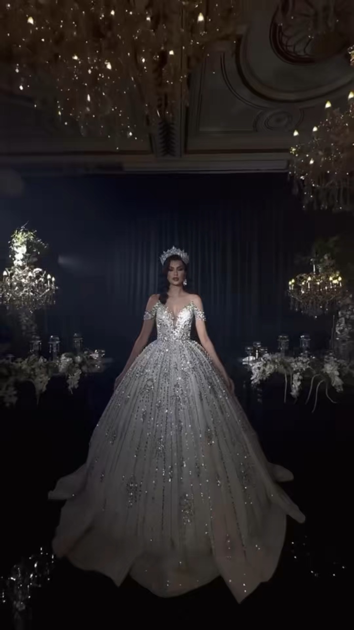 Vêtements de mariage