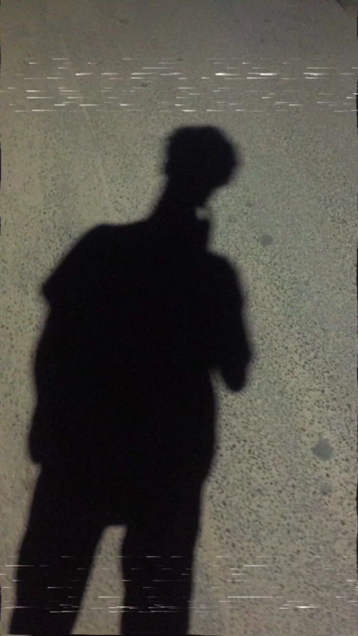 খুব অল্প বয়সে নিজেকে