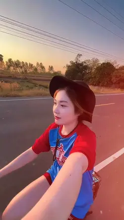 หลงส่าวละเมอฝัน
