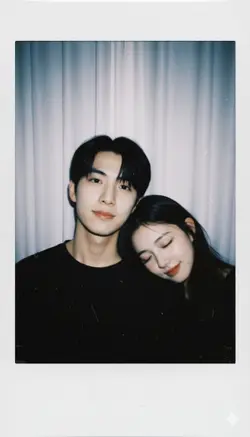 ai polaroid couple