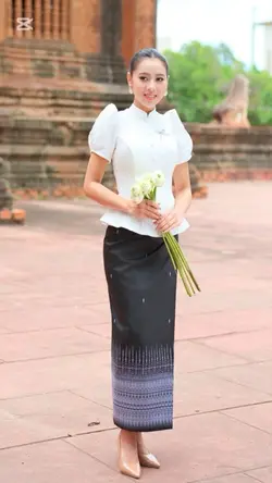 ផ្គរលាន់​ឯត្បូង