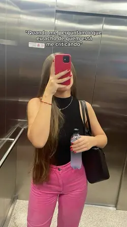 MEME QUEM TE CRÍTICA