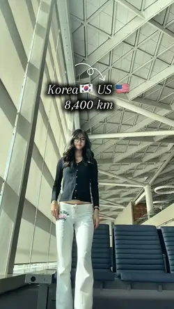 Long distance couple