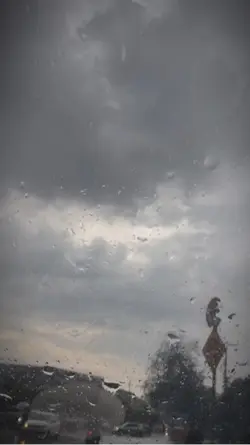 Aos pedaços 💔🖤