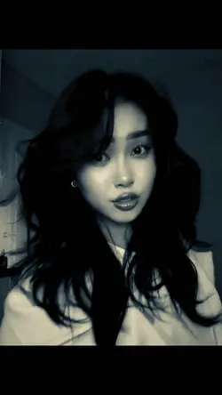 ouuu shi girl face